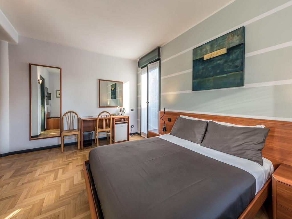 Mini Hotel Wine&Dreams Alba  Bagian luar foto