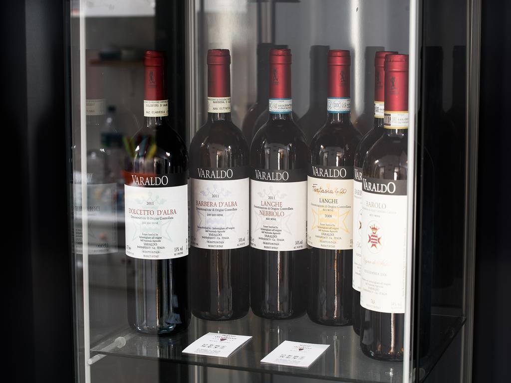 Mini Hotel Wine&Dreams Alba  Bagian luar foto